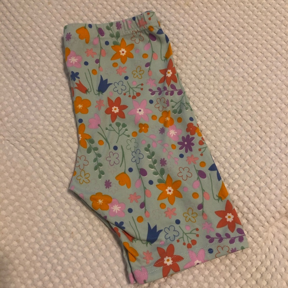 Dot Dot Smile Kick Shorts